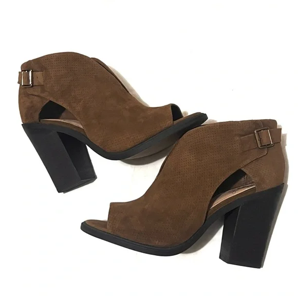 Vince Camuto Bootie Shoes Size 9W New - Picture 1 of 9